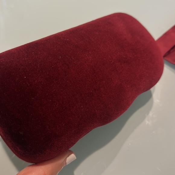 Gucci Charm Sunglasses - Picture 16 of 16